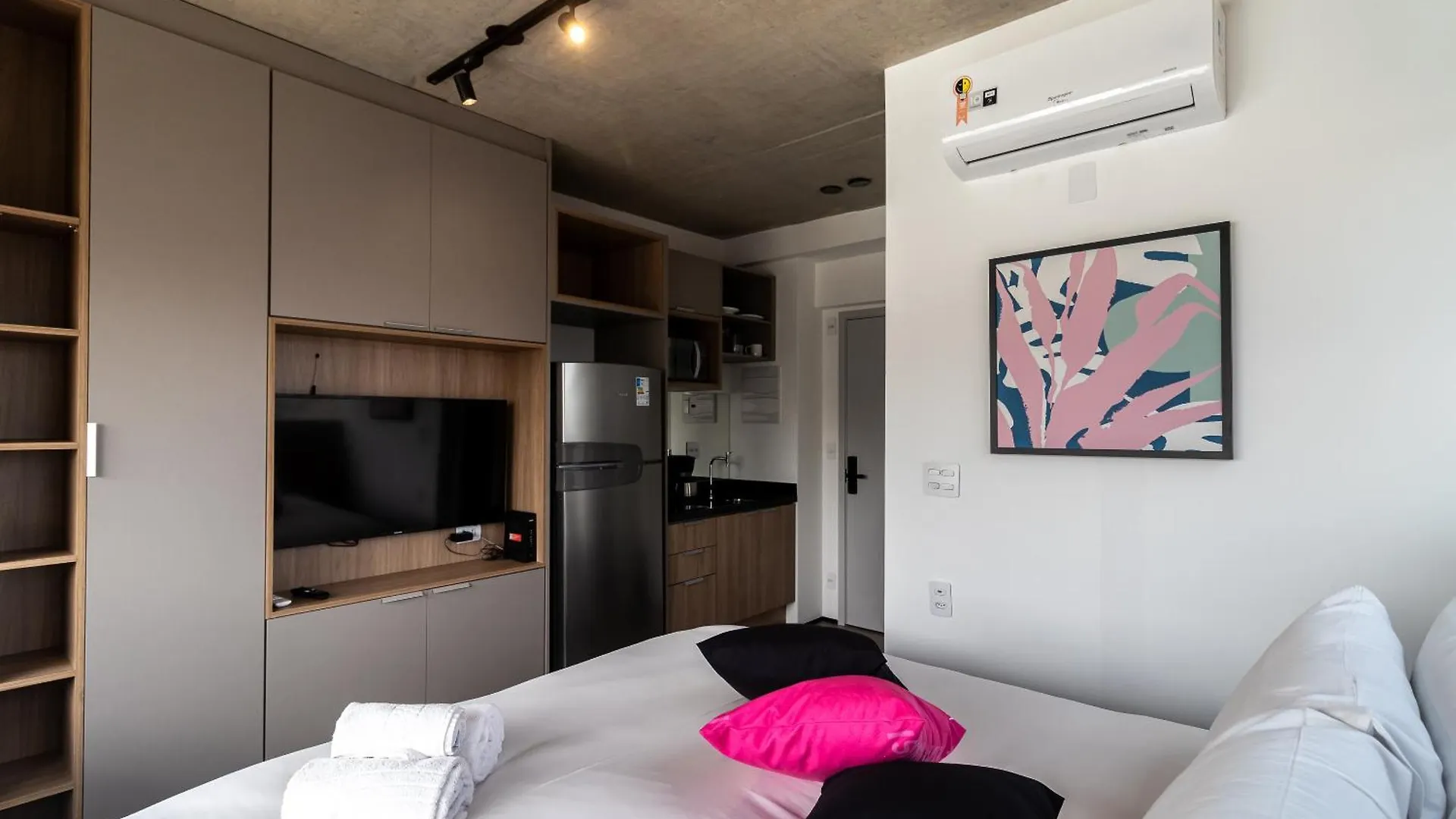 Daire 360 Vn On Lorena By Housi Sao Paulo